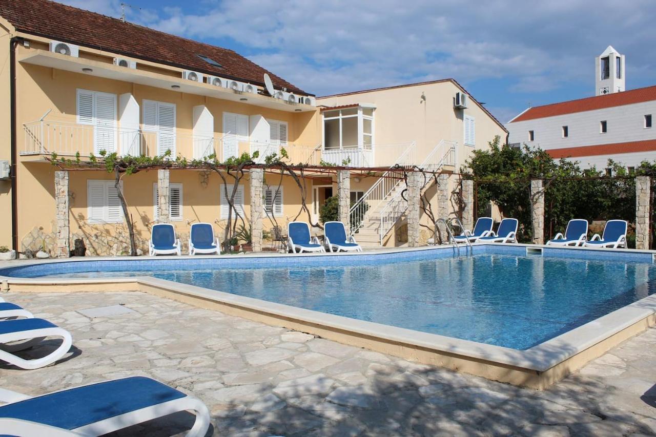 Cosy Sun-Splashed Bedroom - Pansion Hajduk Korčula Eksteriør bilde